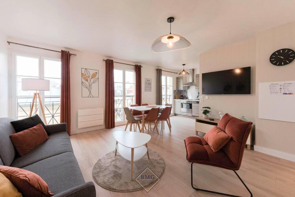 Royal Appartement Disneyland Bmyguest セリ エクステリア 写真